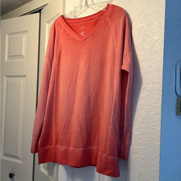 ST JOHN’S BAY ACTIVE XL BUNDLE (2) V NECK SLIT SIDE SHADED COMFY SWEATSHIRTS - Picture 3 of 6